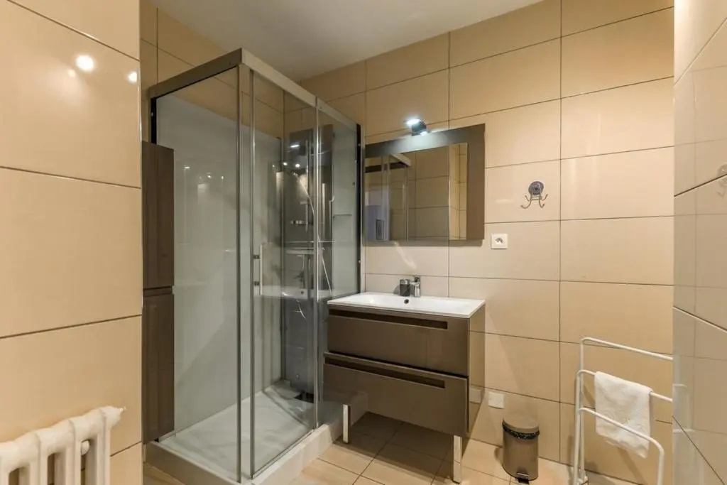 Furnished Apartment for 4 people in the city center