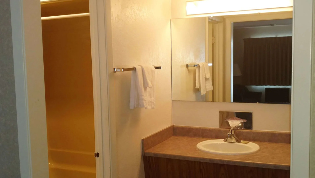 Keystone Boardwalk Inn and Suites