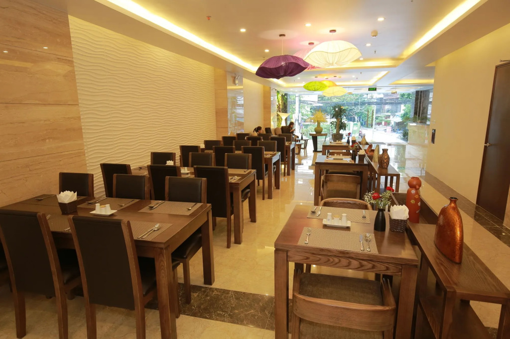 Inearth Hotel - 华夏商务酒店