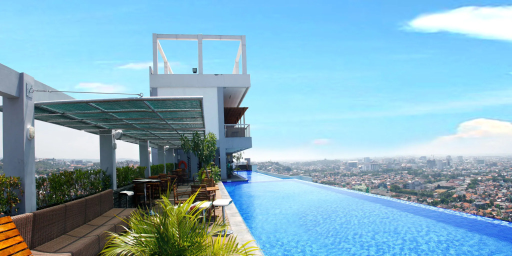 Horison Ultima Semarang