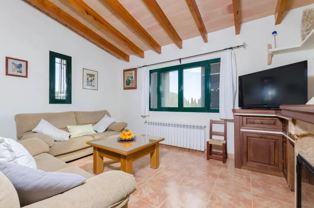 Villa Pula Viñas Country villa 3 bedrooms pool and fabulous views of the Pula golf course near Son servera