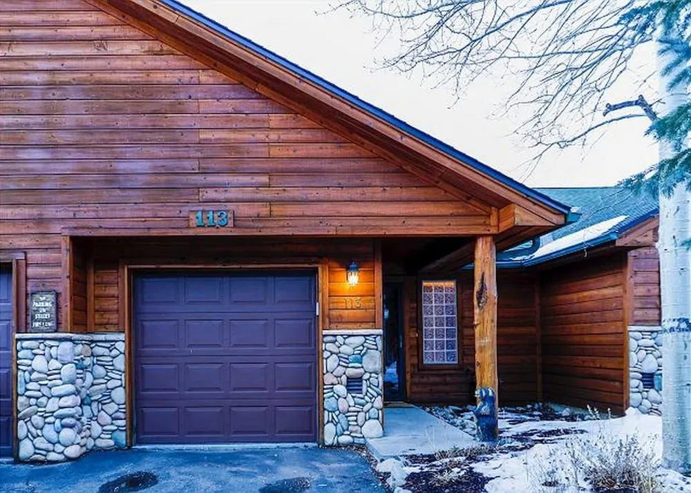 Lookout Ridge Townhomes #113 by Summit County Mountain Retreats