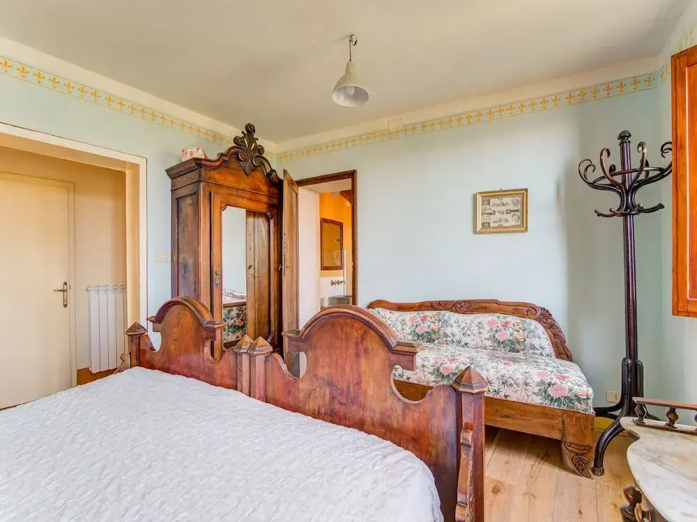 Villa in Cortona with pool