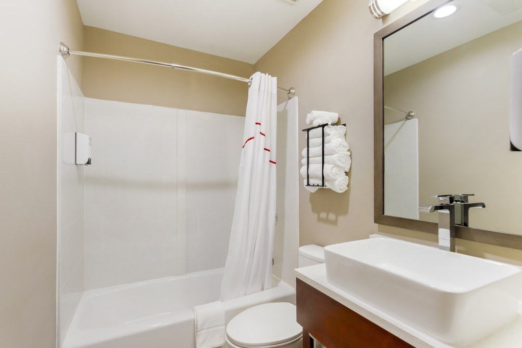 Red Roof Inn PLUS Jamaica, NY - JFK Airport