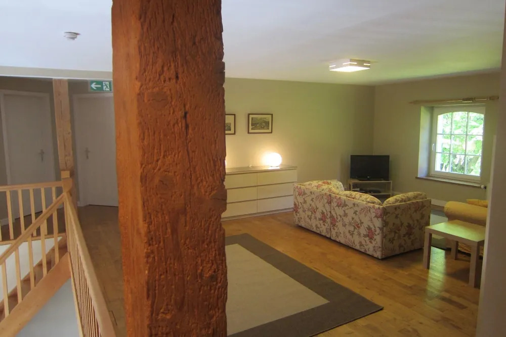 Spacious Family Villa, Offagne