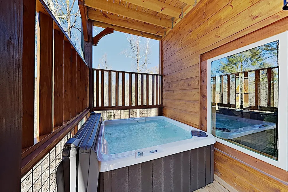 2 All-suite Luxury S W/ Swim Spa & Hot Tub 10 Bedroom Cabin