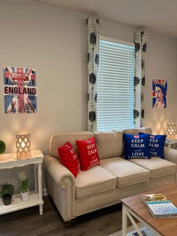 Book Lovers Inn