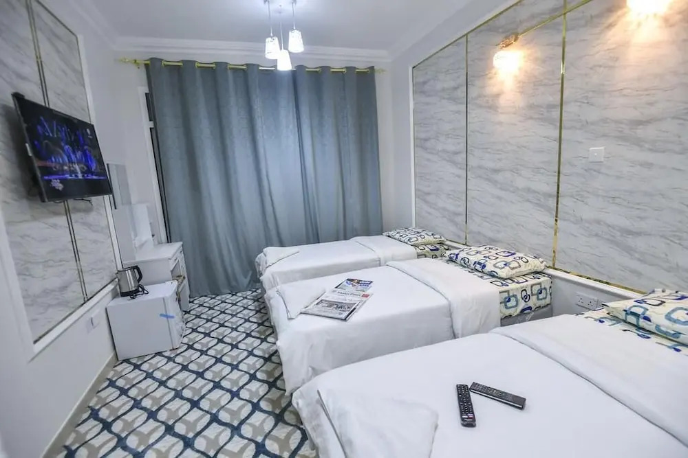 Dream White Hotel