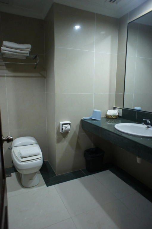 Tyng Garden Hotel
