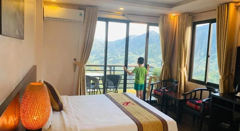 Sapa Mountain Hotel