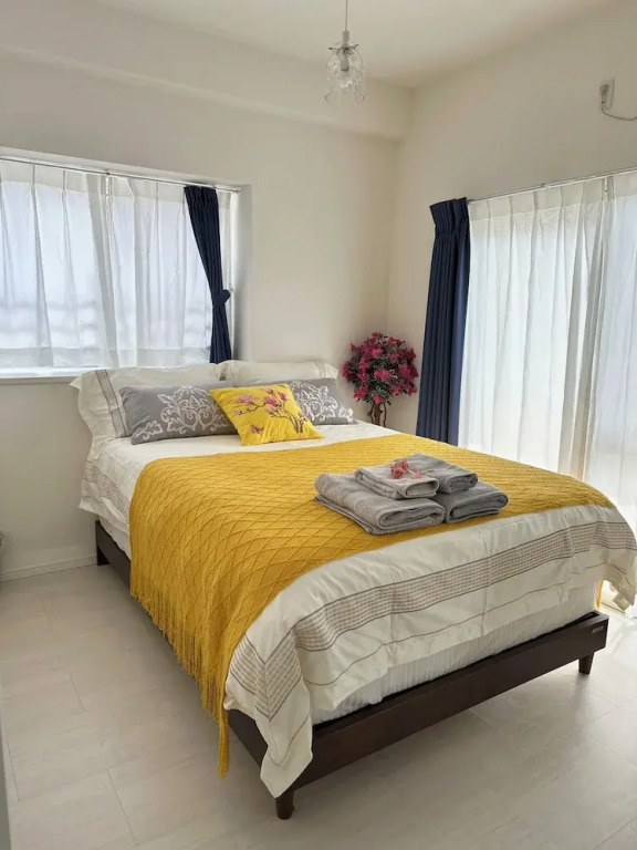 SunSea Okinawa Stunning Ocean View 2BR Sleeps 6 20 min from Airport 3 min to Shopping Mall