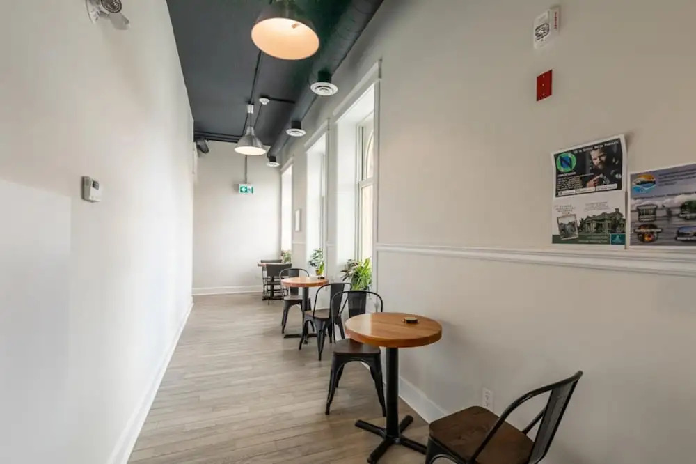 Iconic Rideau 1Bd Unit Balcony Free Parking 3
