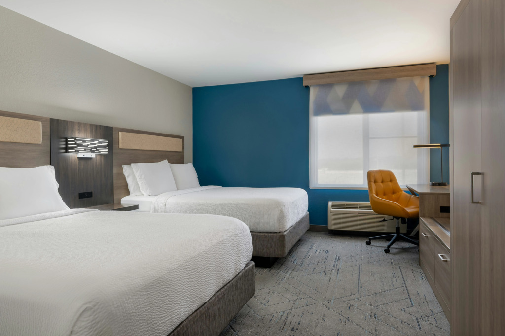 Holiday Inn Express Boston - Milford by IHG