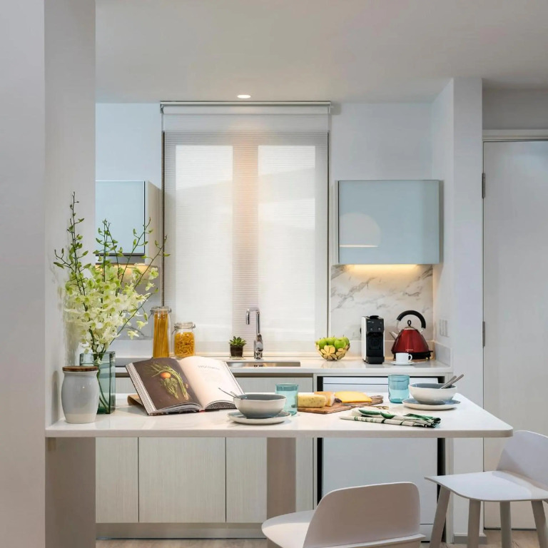 Lanson Place Winsland, Singapore