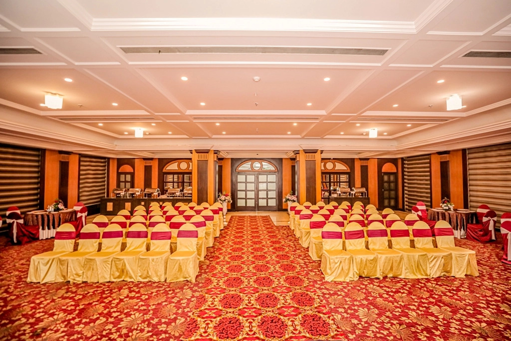 Regenta Central Lucknow by Royal Orchid Hotels Limited