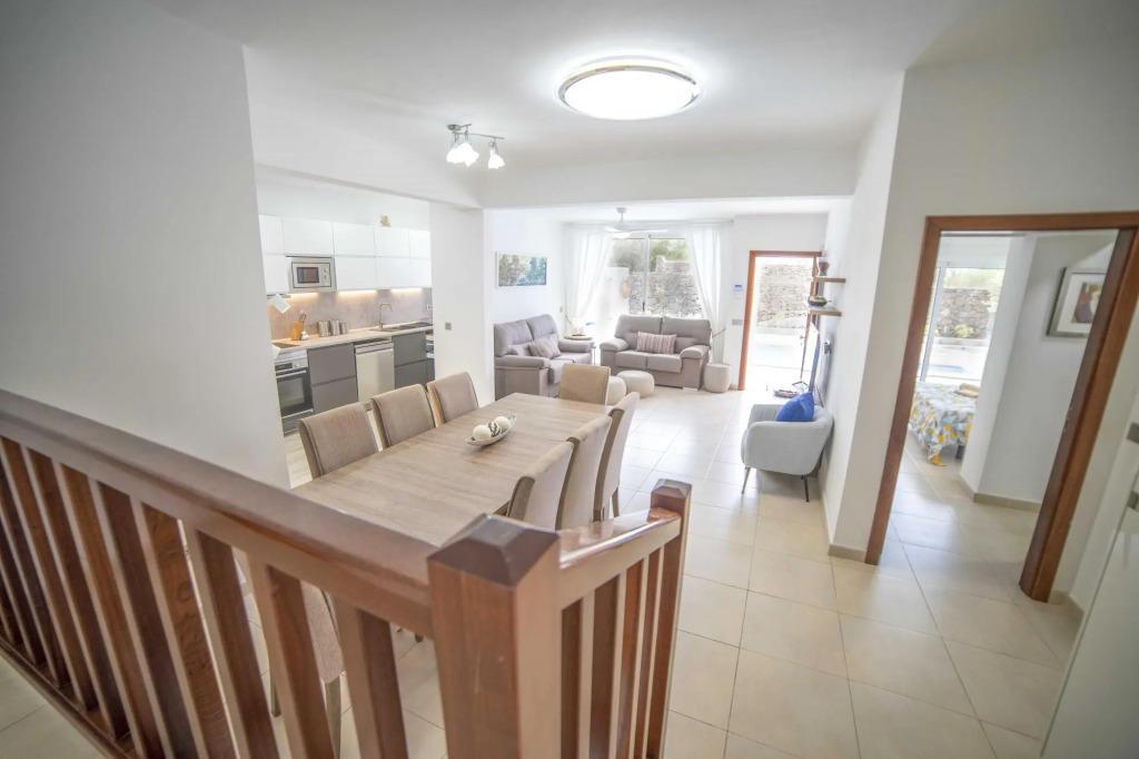 Ananda (L1) in Tias with 4 bedrooms and 4 bathrooms