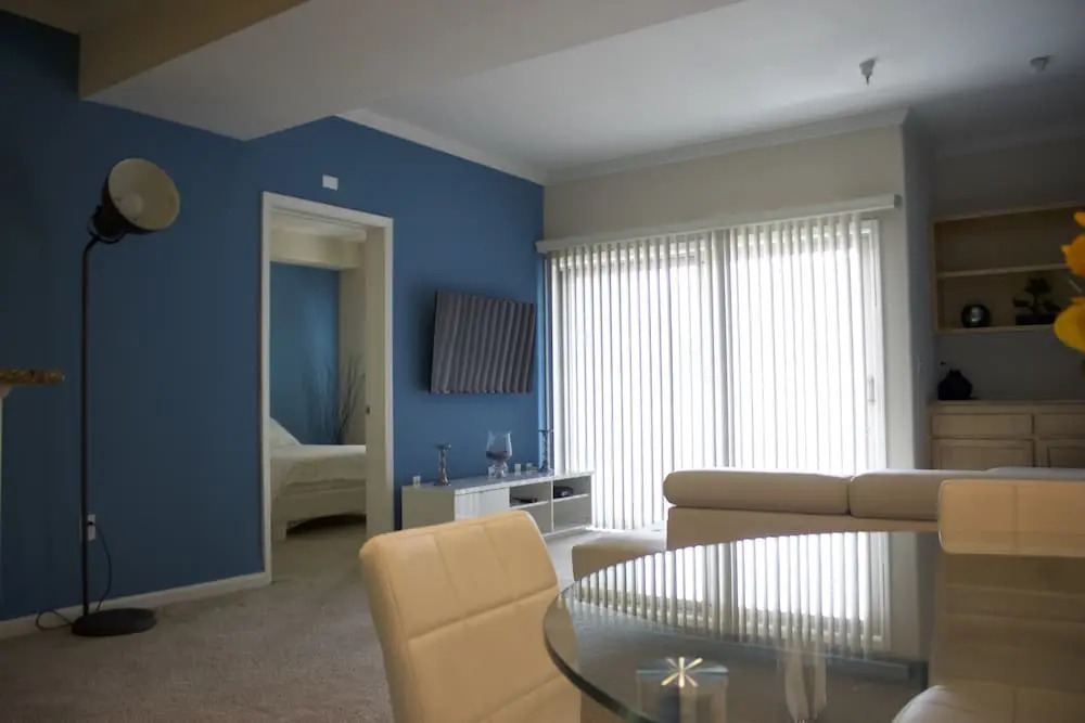 Amazing Apartments near the grove