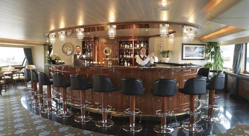 Baxter Hoare Hotel Ship Düsseldorf