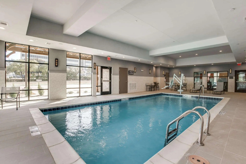 Hampton Inn & Suites Dallas-Central Expy/North Park Area