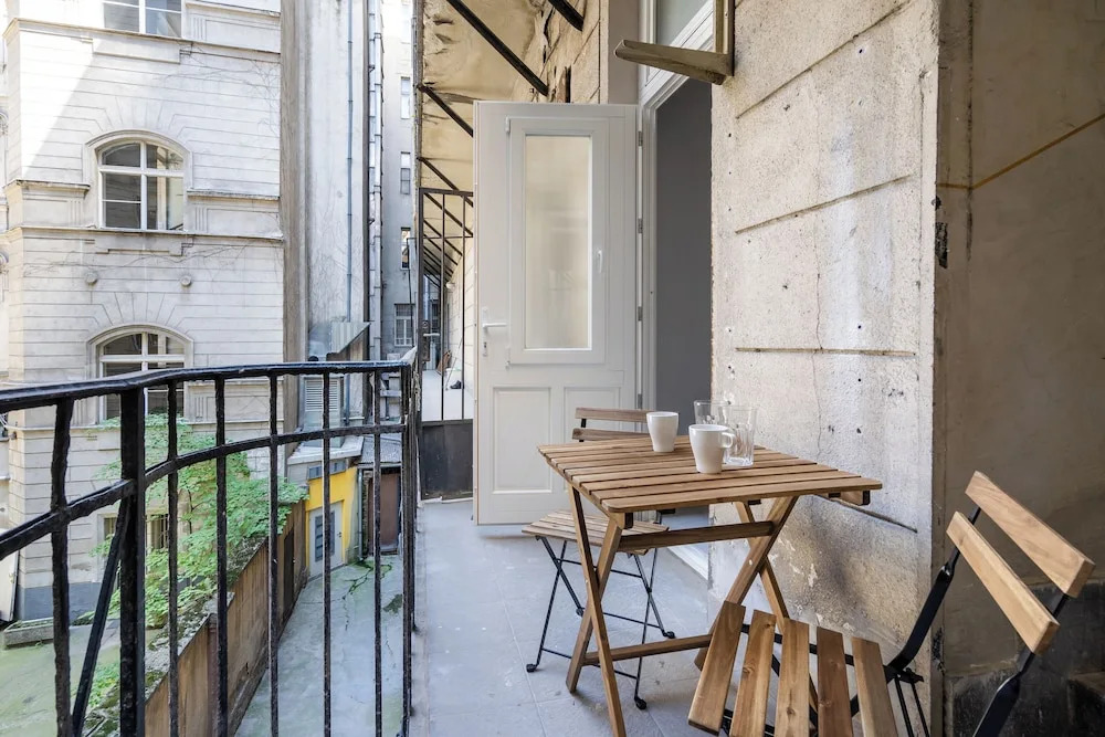 Váci Loft Suites