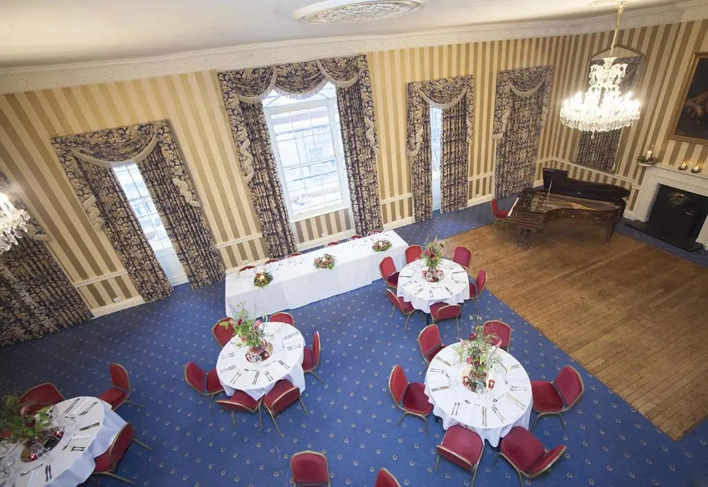 Norfolk Arms Hotel - Arundel