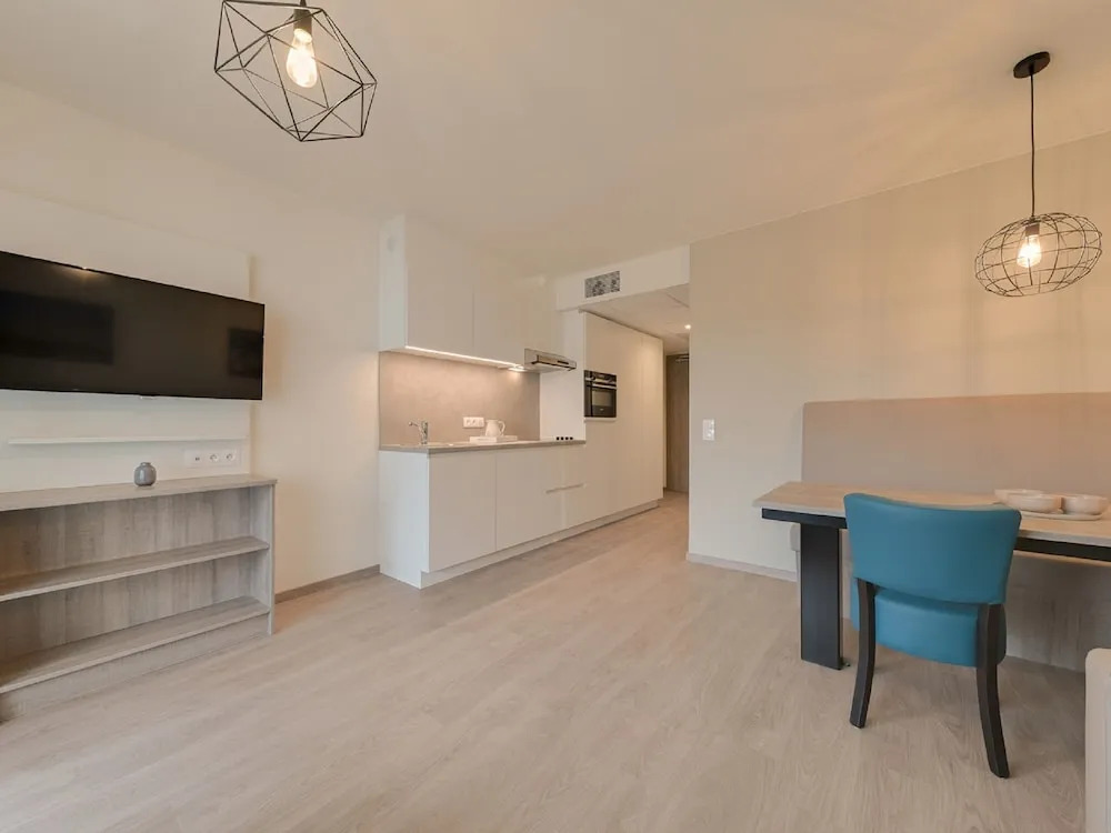 Modern apartment with a dishwasher at 3 km. from Nieuwpoort