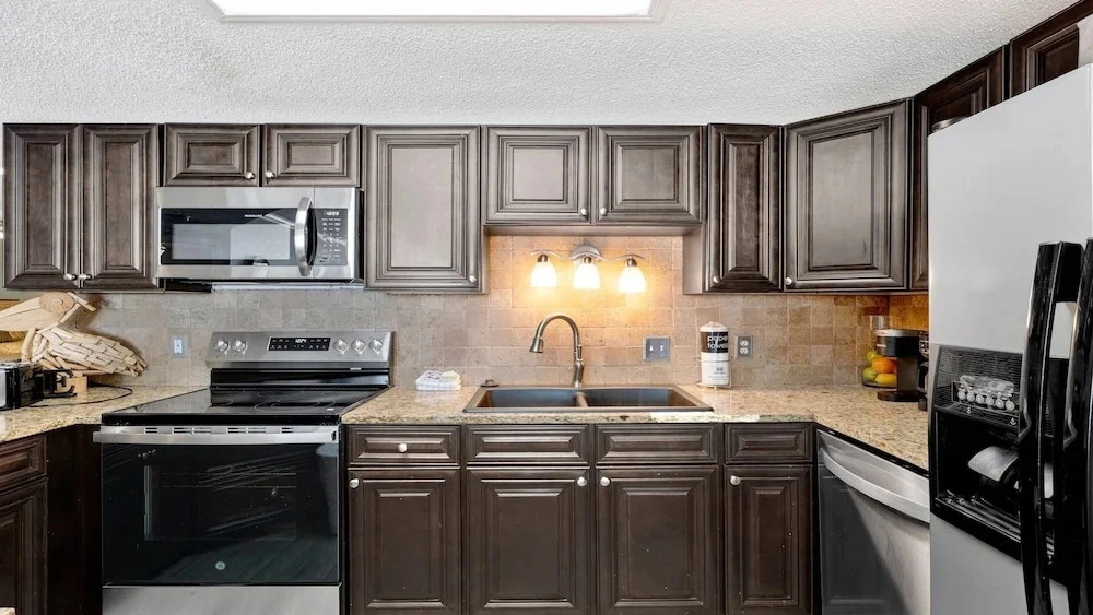 Phoenix X 514 3 Bedroom Condo