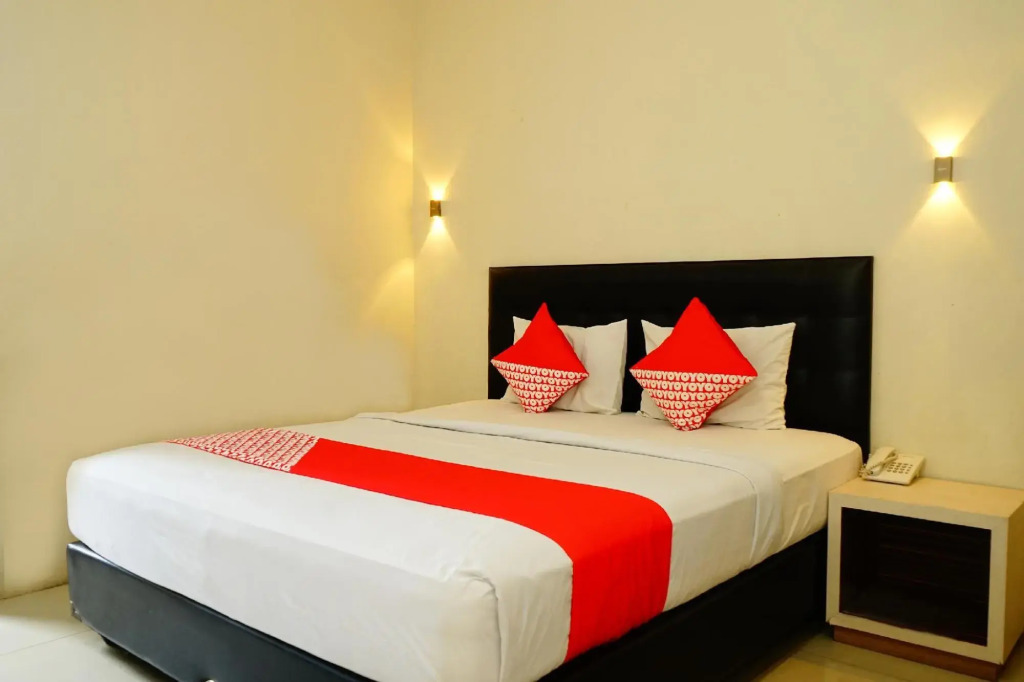 Oyo 624 Hotel Golden Vella