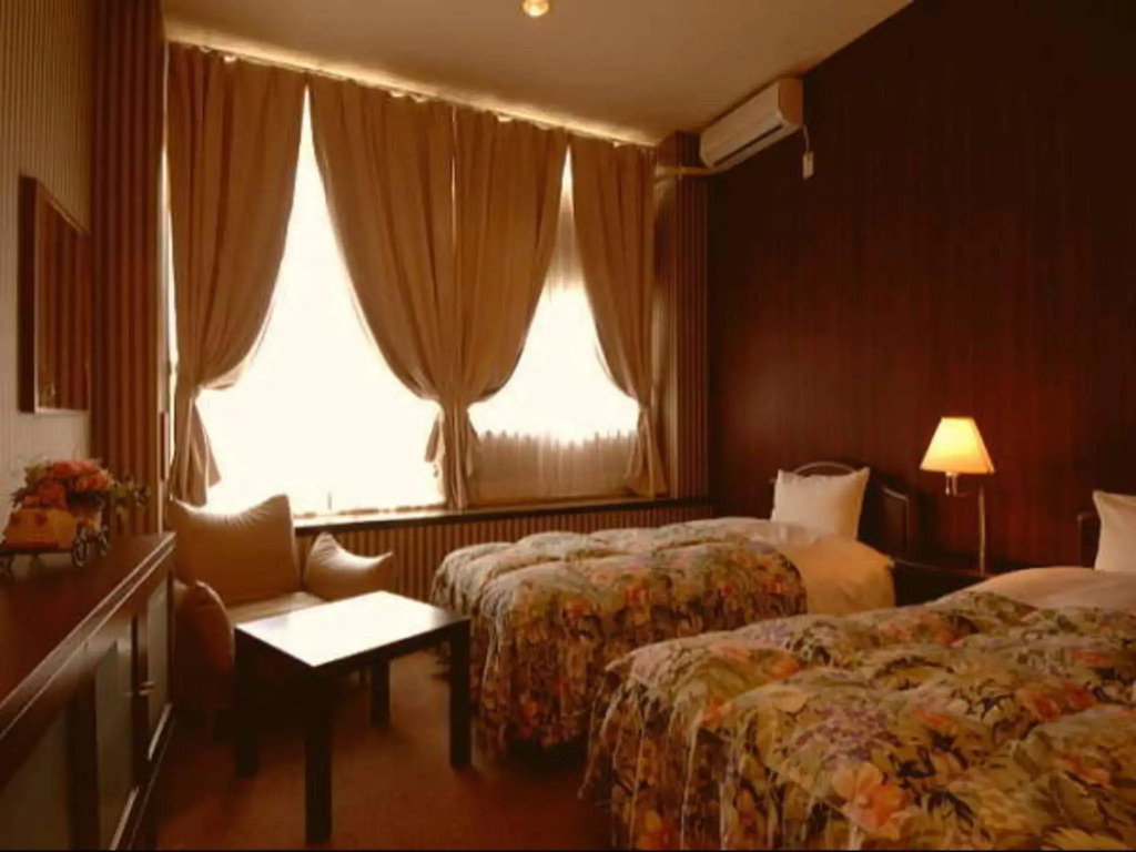 箱根芦ノ湖 HOTEL RaKuun