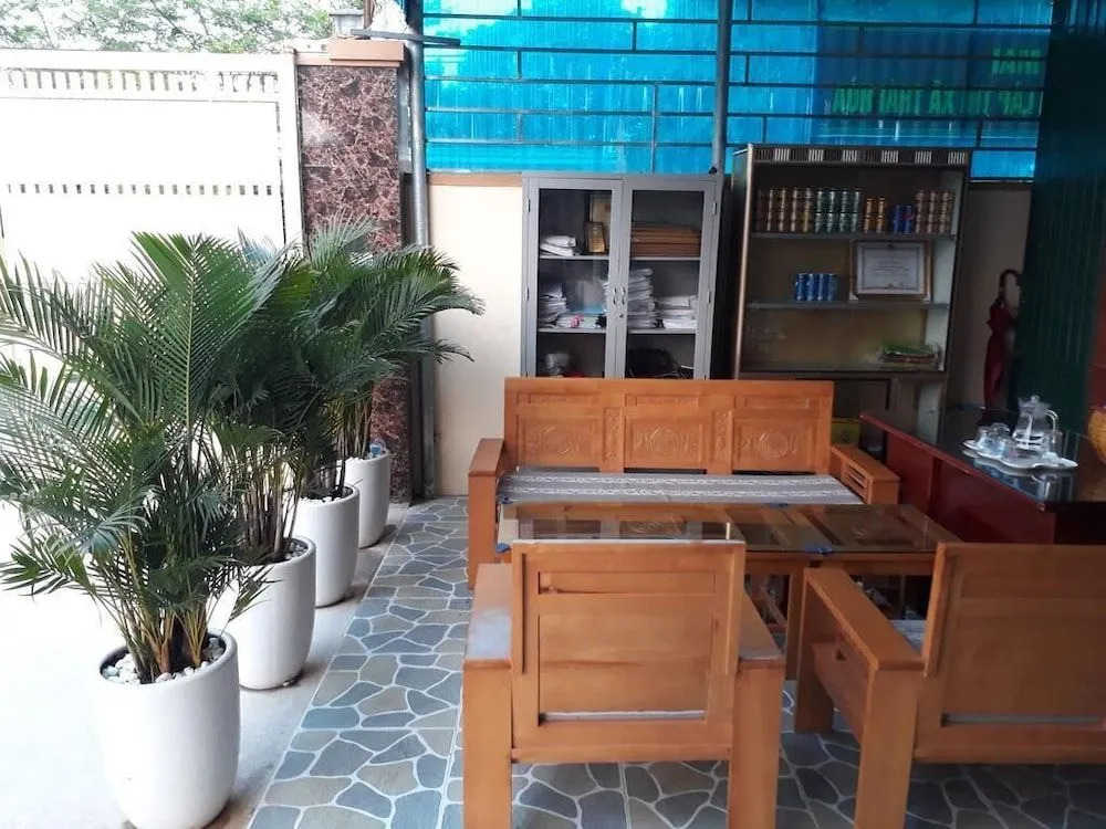 Bong Mai Thai Hoa Hotel