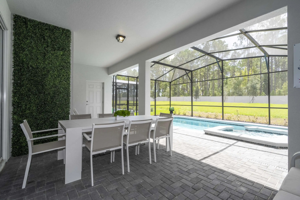 Gorgeous 6Bd w Pool Windsor Island 4450