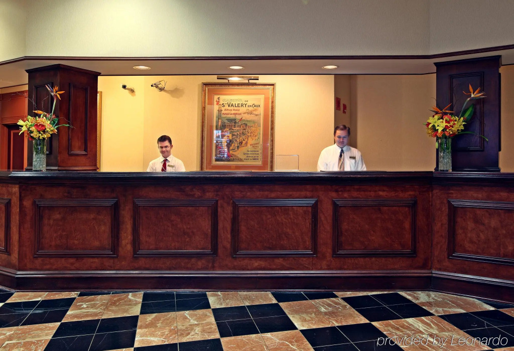 Crowne Plaza Dallas Market Ctr - Love Field, an IHG Hotel