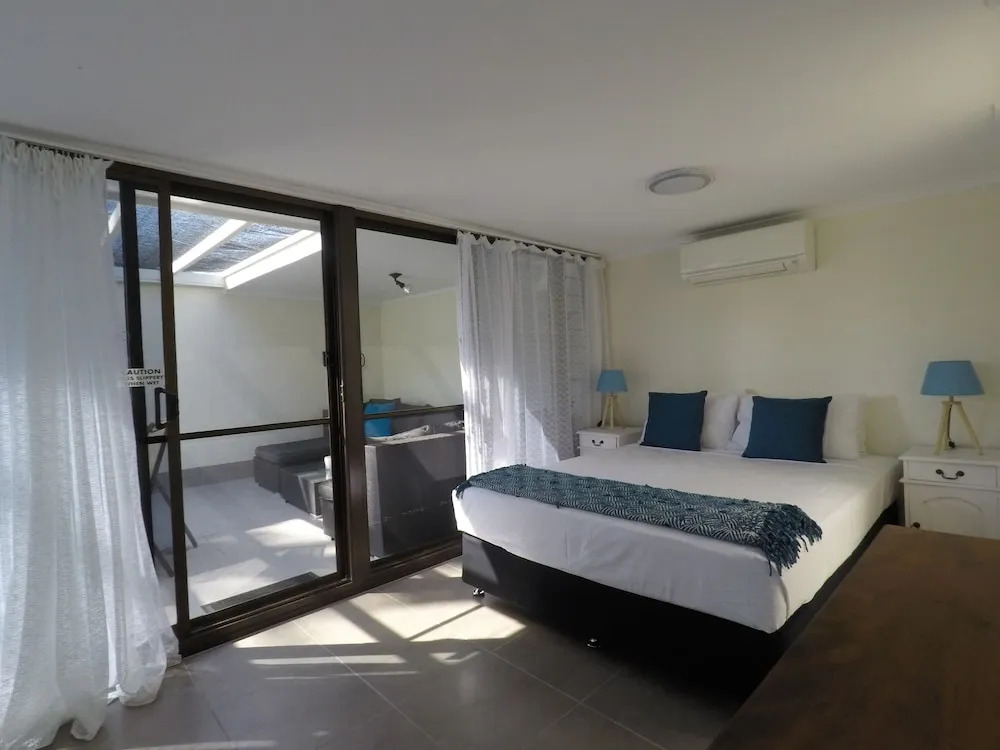 Tropic Nest 3 Bedroom Apartment