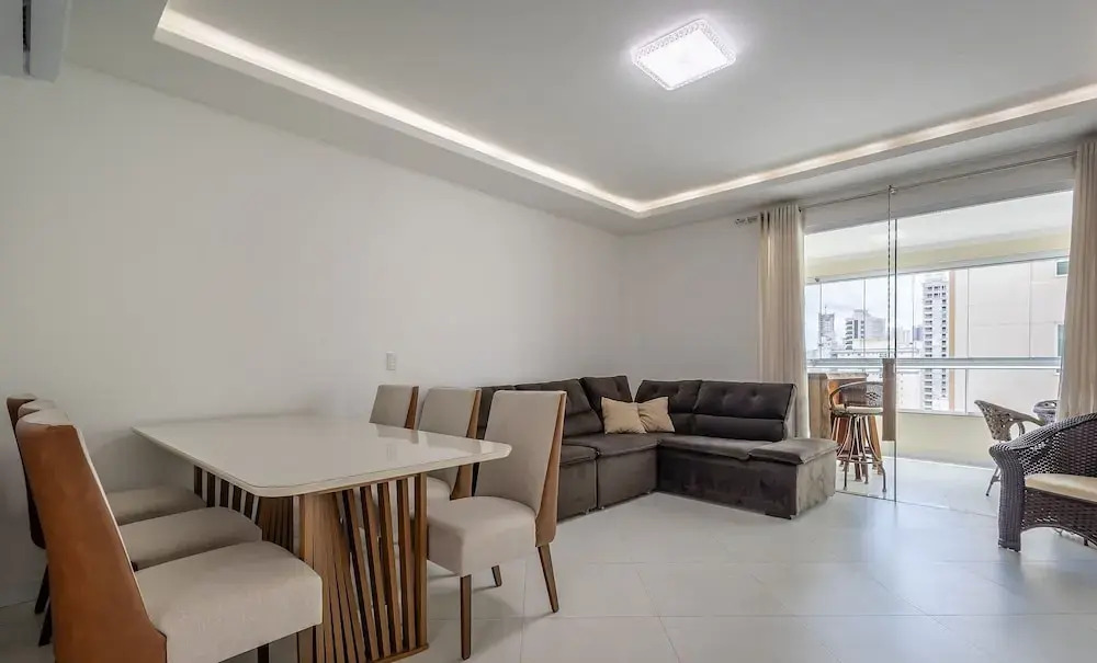 Apt w/ BBQ & Balcony, 450m From the Beach Sit1202