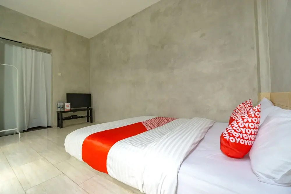 Oyo 1645 Lot56