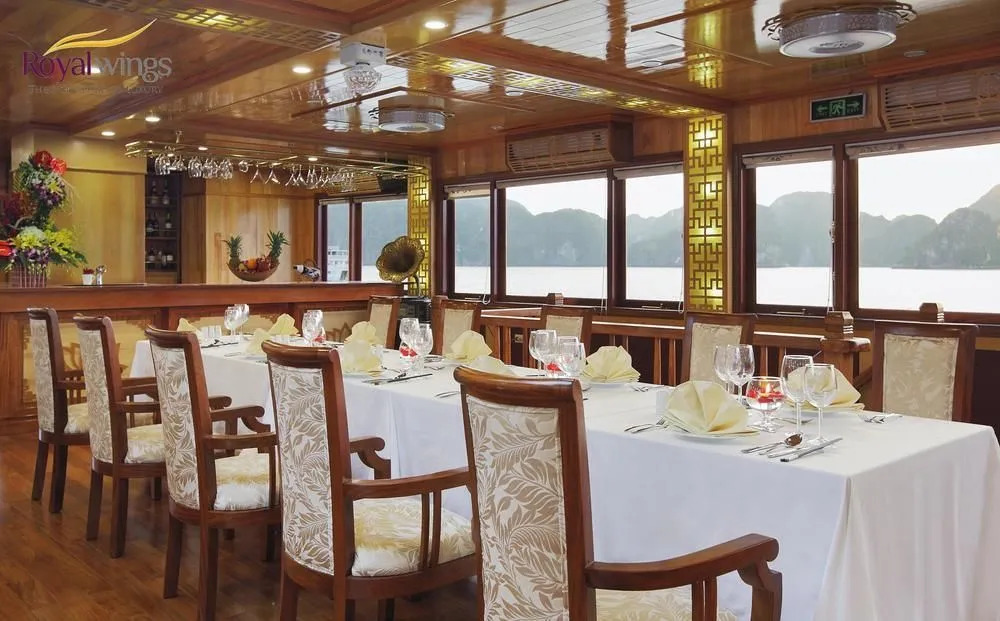 La Regina Royal Cruise