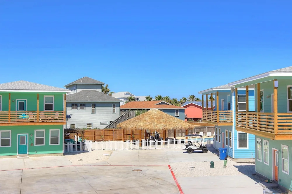 Dune Our Thing Gv622 4 Bedrooms 4.5 Bathrooms Home