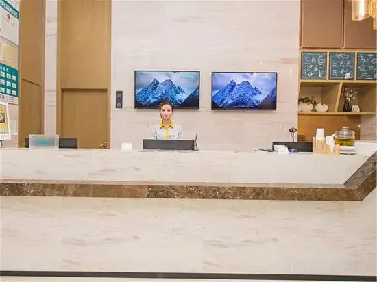 Elong Anyun Hotel (Wuhan Friendship Avenue Hubei University Subway Station Store)