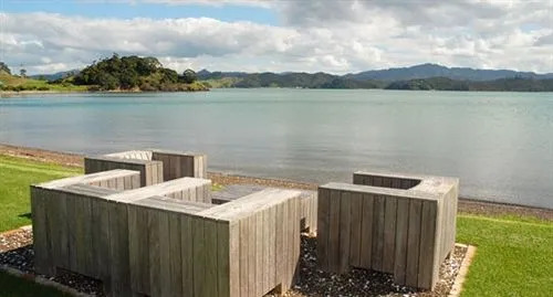 Pawhaoa Bay Villas