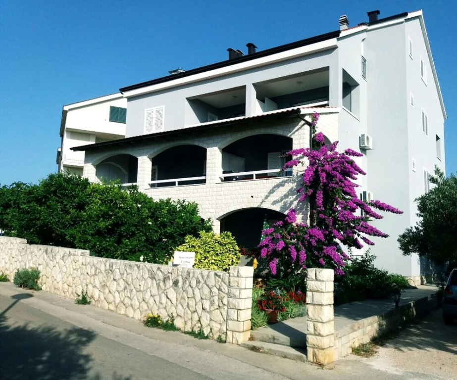 Apartments Luma