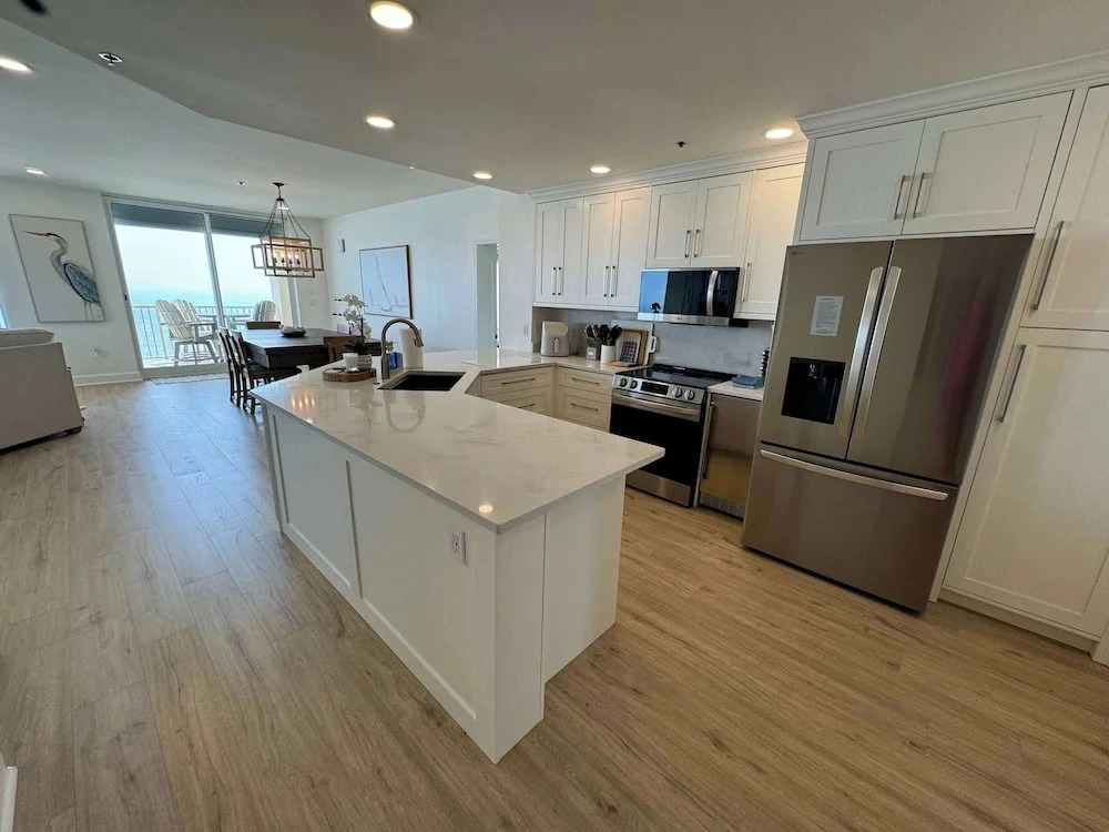Beachfront Penthouse With Gulf Views