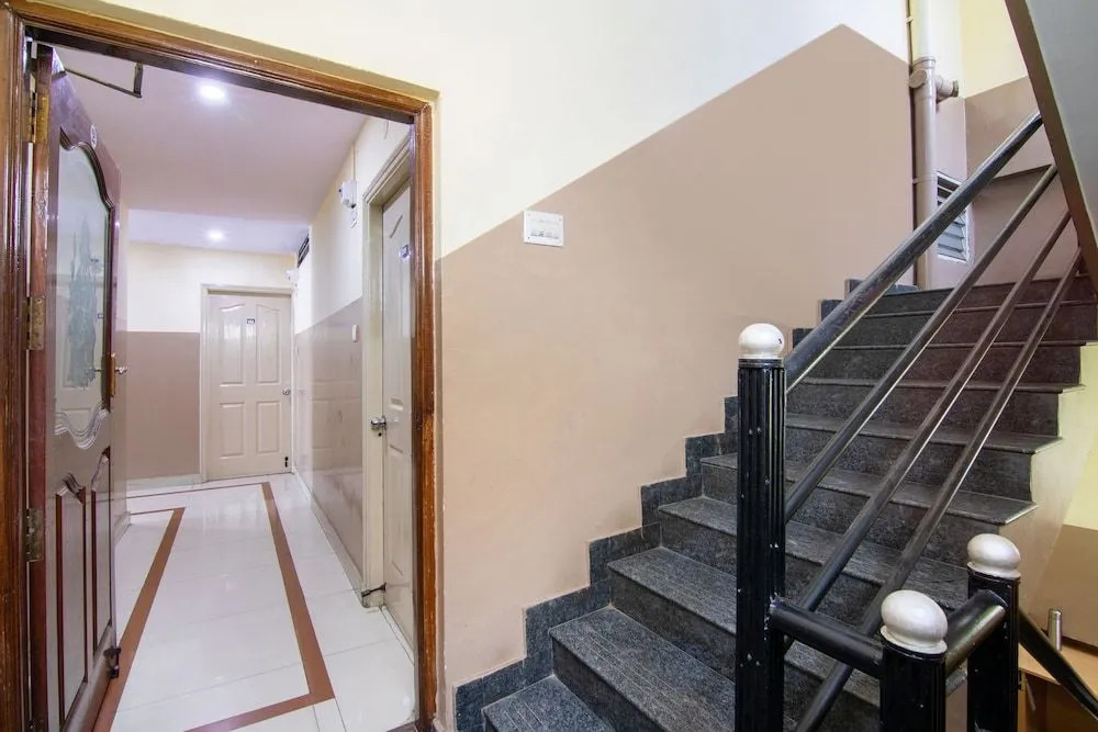 Oyo 13901 Vishal Residency