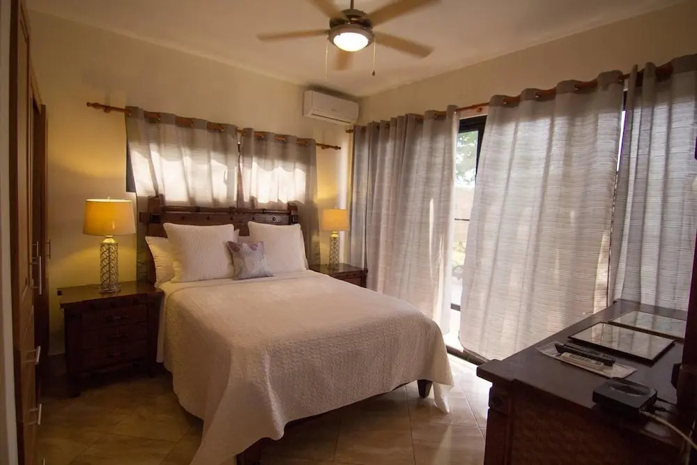 Two Bedroom Just Build Quiet and Private