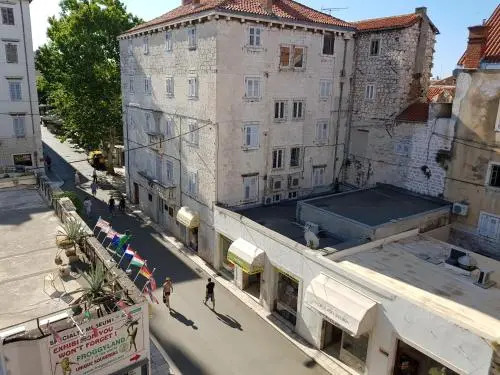 Celtis Apartment