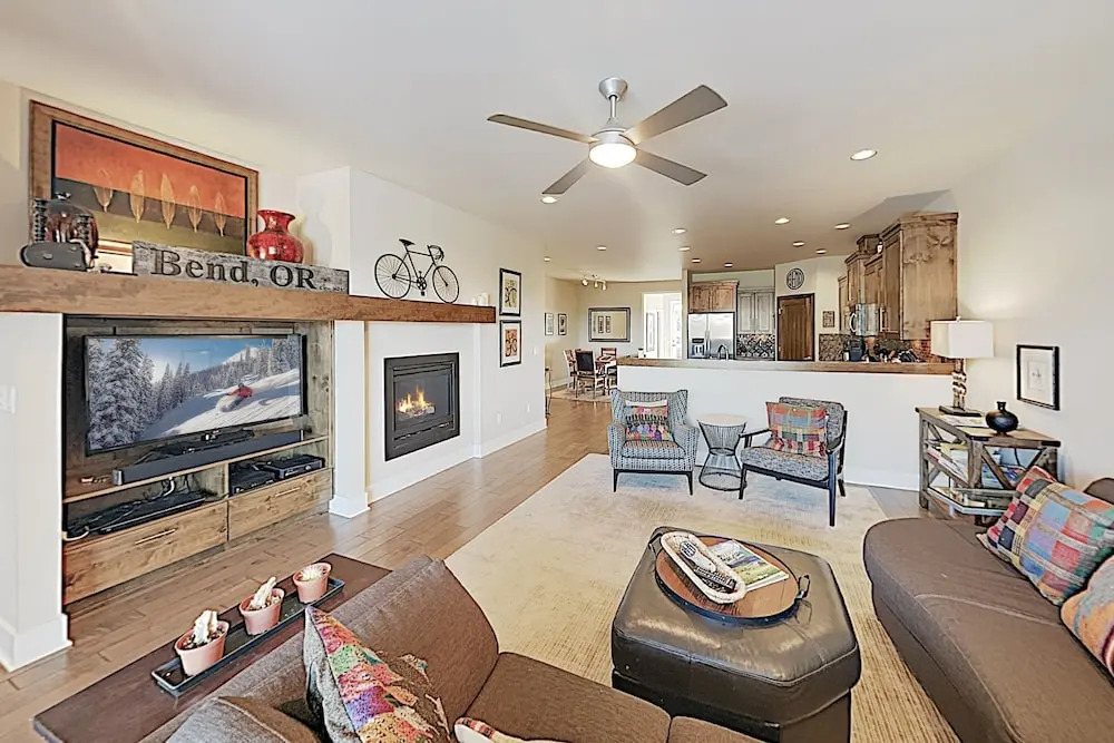 Deschutes Landing At The Old Mill Riverfront 3 Bedroom Condo