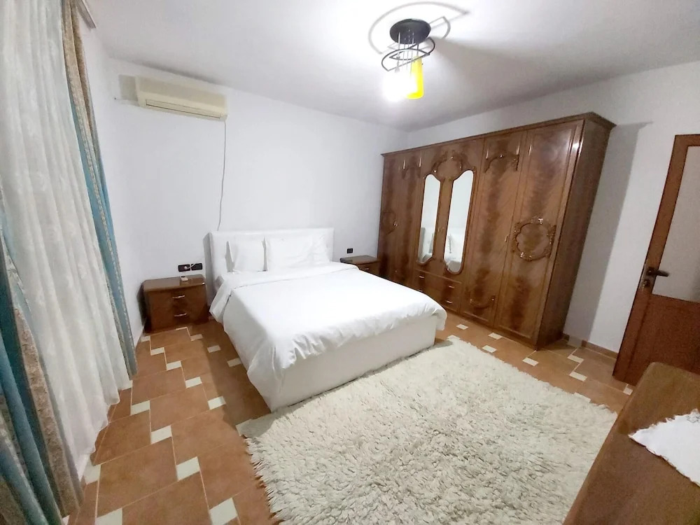 House With 2 Bedrooms in Berat, With Wifi