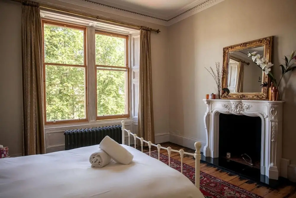 Lawrence Street Apartment