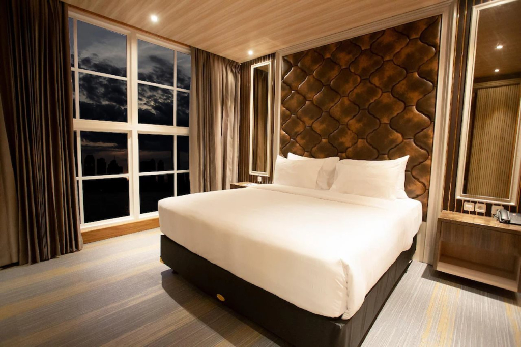 Avery De Grand City Hotel Bandung