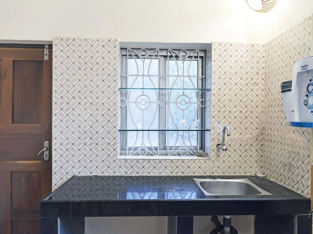 OYO 15550 Home Riverview 2BHK Canacona