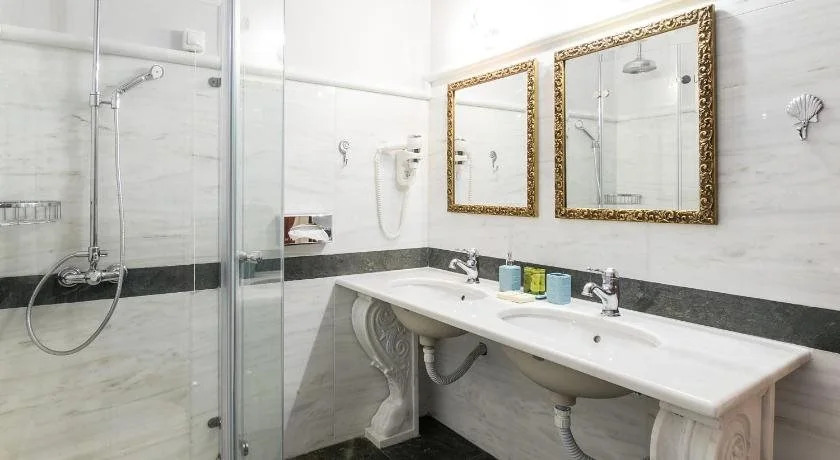 Chrysoulas Guest House